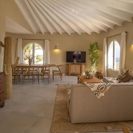 Casa Peponi - By Almarina
