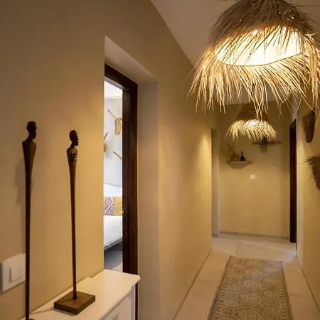 Casa Peponi - By Almarina Villa *