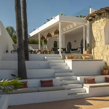 Casa Peponi - By Almarina Villa *